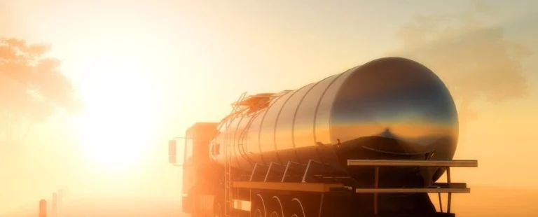 Monitoring przewozu paliw – najważniejsze zasady i przepisy – mytracko.pl